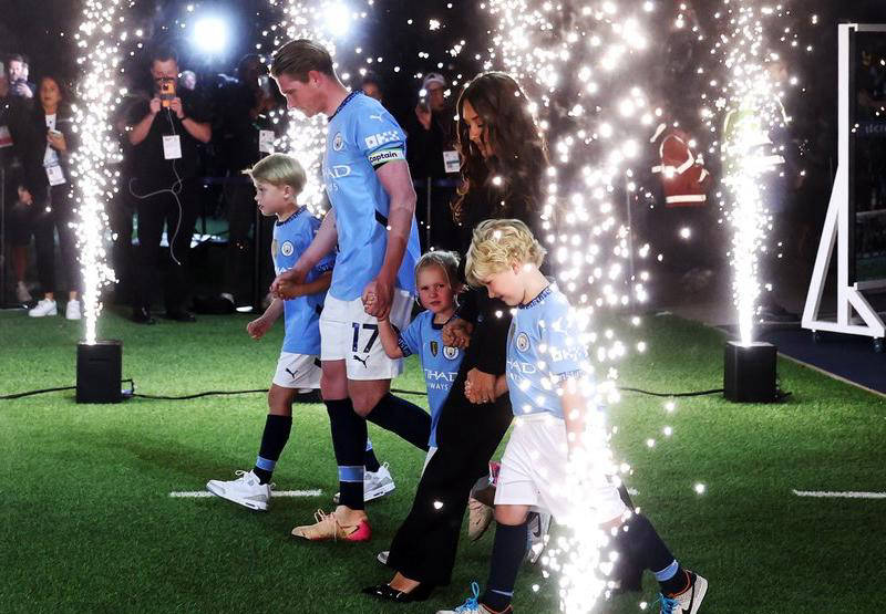 那不勒斯引援助阵孔蒂，欧冠雄心备战国际米兰