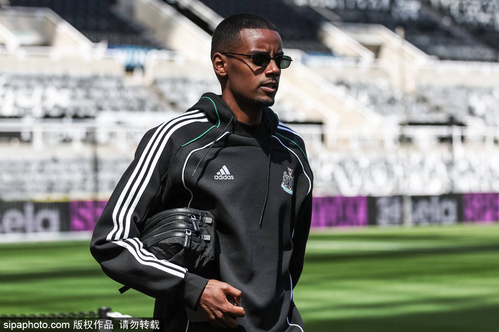 沙特金主亲自下场挽留未果 伊萨克超坚决就要去利物浦