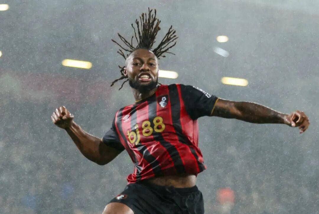 加盟曼联？阿莫林高度评价塞梅约，罗马诺透露米兰一月份计划引进新前锋